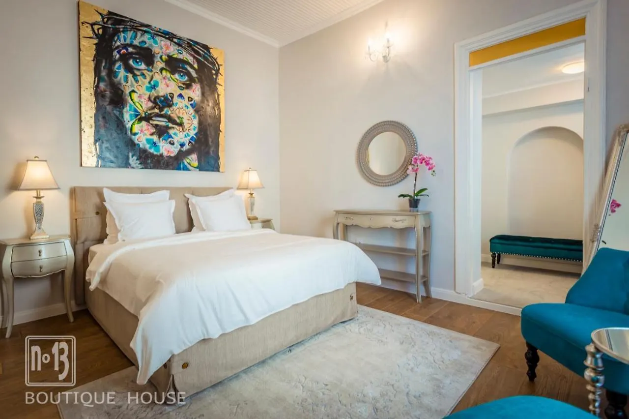 No13 Boutique House Otel Burgaz Bulgaristan