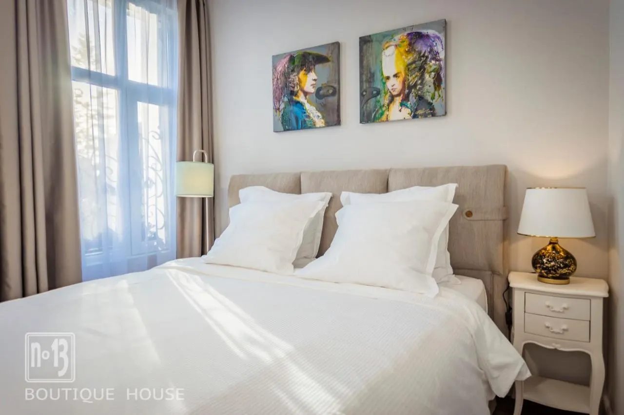 No13 Boutique House Otel Burgaz