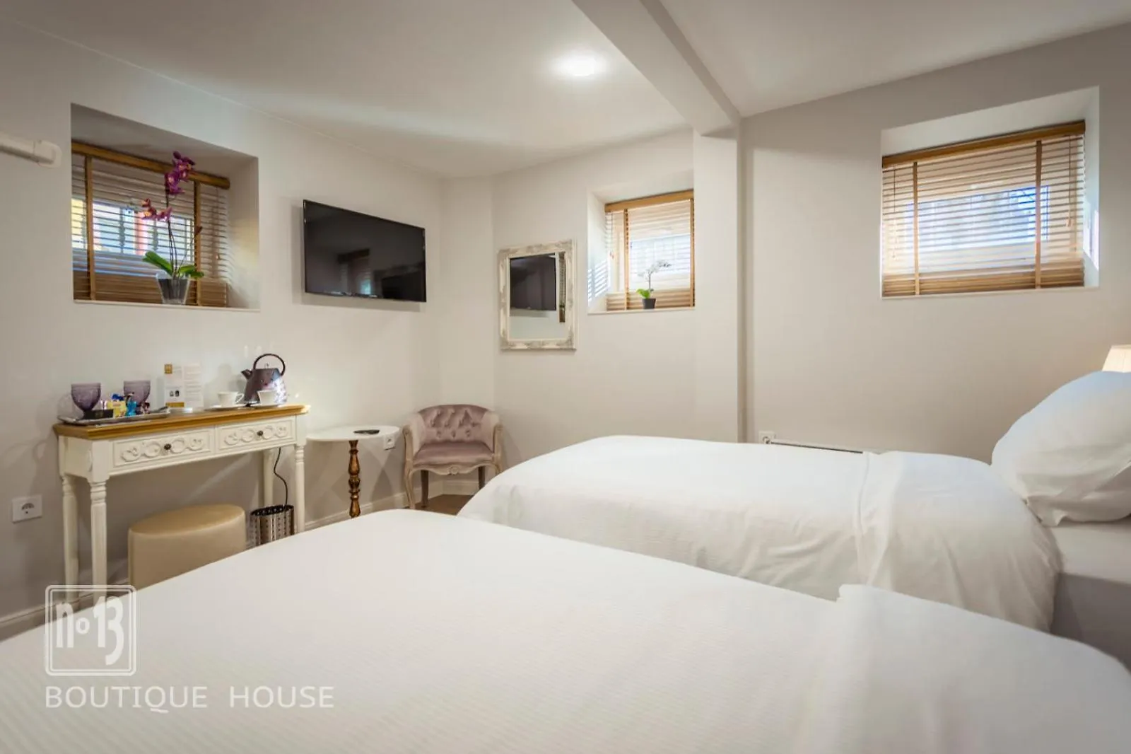 No13 Boutique House Otel Burgaz Konukevi