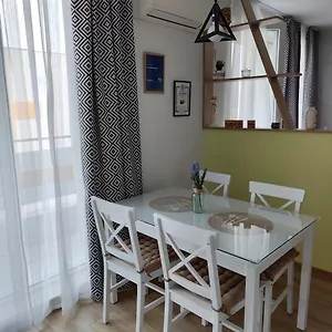 Daire Airluxapartament, Burgaz